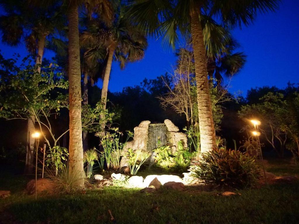 Jupiter Waterfalls - Newly Updated - Tiki Hut, Fire Pit, Kitchen, Pool Heater And More Dış mekan fotoğraf